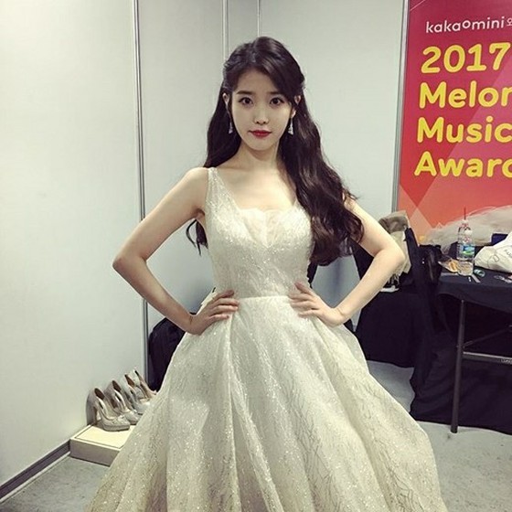 トレンドブログ Iuのドレス姿が プリンセス級に可愛かった K Pop 韓国エンタメニュース 取材レポートならコレポ