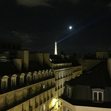 俳優イ・サンヨプ、物淋しいパリの夜景と共に「pray for paris」＝パリ同時多発テロを追悼
