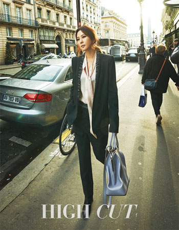 女優キム・ナムジュ、パリで”女一人旅”を満喫中