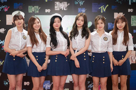 「Apink」、韓国代表として「MTV Music Evolution Manila 2016」に出演