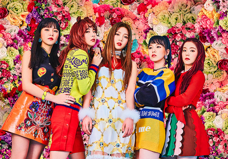 「Red Velvet」、アルバムチャート2週連続1位+放送5冠王