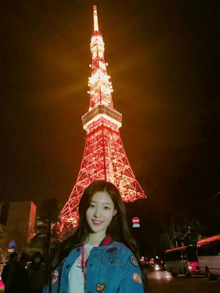 「DIA」チョン・チェヨン、東京タワー前で記念ショット