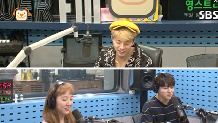 「2PM」ウヨン、故郷の釜山方言に対する悩みをラジオ番組で明かす