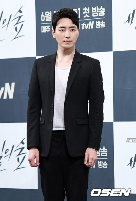 俳優イ・ジュンヒョク、JTBC2部作「ひと夏の思い出」出演を確定