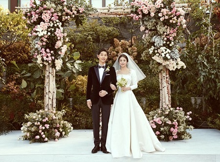 【公式】俳優ソン・ジュンギ‐ソン・ヘギョ夫妻、「結婚式の違法ドローン撮影関連の訴訟はしない」