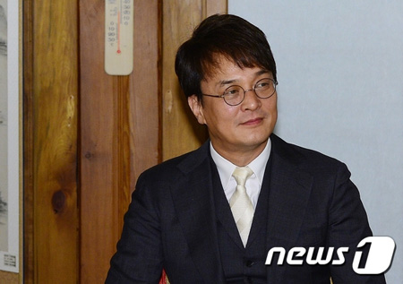 【公式】“セクハラ騒動”俳優チョ・ミンギ、所属事務所と専属契約解除