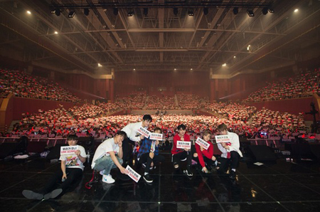「iKON」、デビュー4年で初のリアリティ番組ローンチへ
