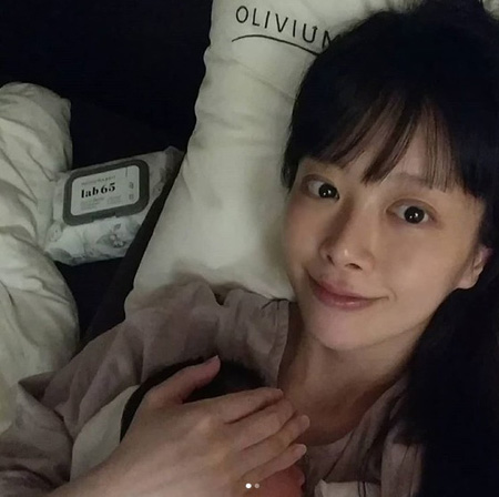 女優シン・ジス、きょう（22日）第一子女児を出産