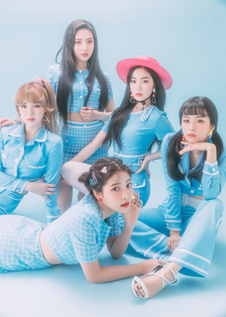 「Red Velvet」、JAPAN 1stミニアルバムが各チャートを席巻中！