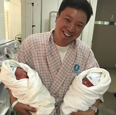 ミュージカル俳優チョン・ソンファに第2・3子となる双子が誕生「美しく育てます」
