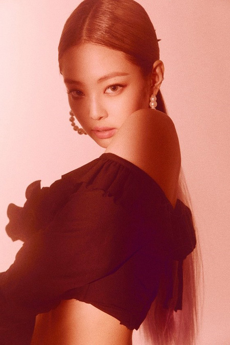 「BLACKPINK」JENNIE、初ソロ曲はコンサートで初公開へ