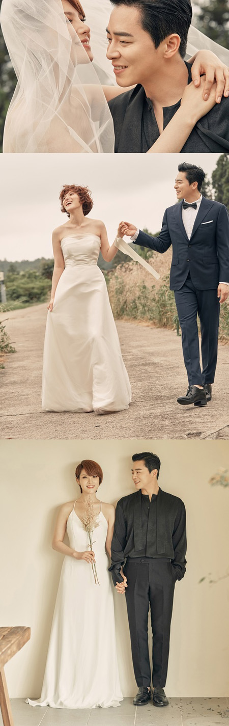 俳優チョ・ジョンソク＆歌手GUMMY、結婚を報告＝ウエディング画報を公開！