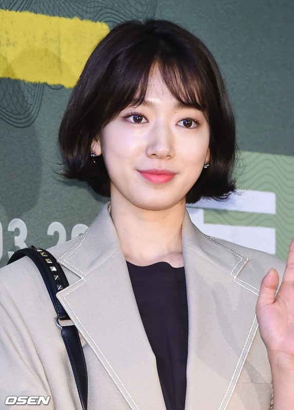 Photo ソウル 女優パク シネ 映画 金 のvip試写会に登場 はつらつとしたボブヘアで K Pop 韓国エンタメニュース 取材レポートならコレポ