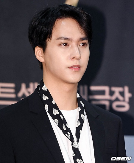 公式】「Highlight」ソン・ドンウン、義務警察に最終合格＝入隊は非