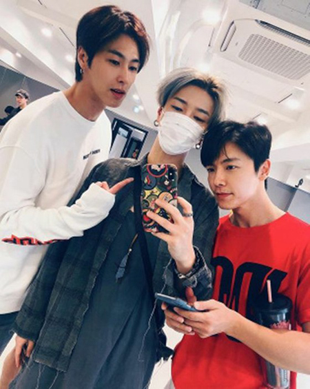 トピック】「東方神起」ユンホ＆「SUPER JUNIOR」イェソン＆ドンヘ、SM