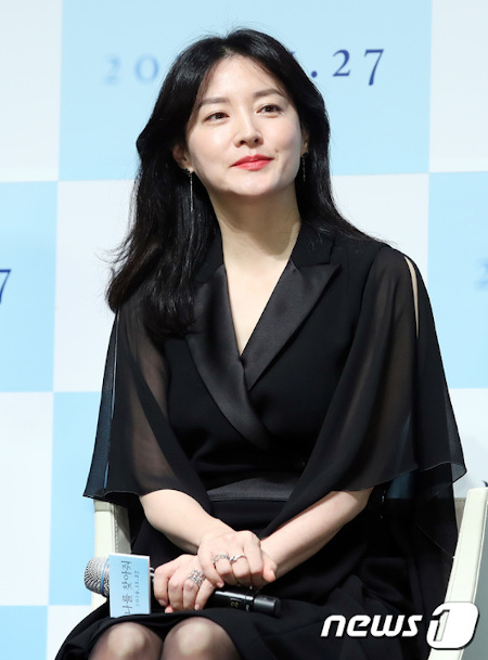 イ ヨンエ ラジオ番組に生出演 酸素のような女性 のイメージの裏にあった苦悩語る K Pop 韓国エンタメニュース 取材レポートならコレポ