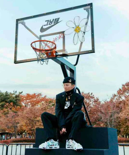 G-DRAGON（BIGBANG）、アートワークのバスケコートを寄贈