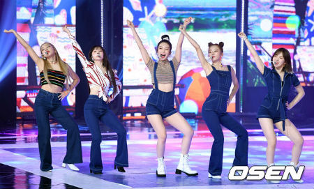 「Red Velvet」メンバー全員にインフルの症状… 番組収録を欠席