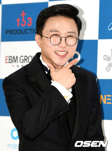 公式】お笑い芸人パク・ソングァン、5月2日に7歳年下の一般人と結婚