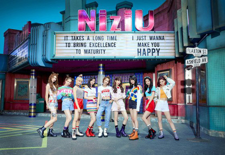 「NiziU」、「Make you happy」の待望の“Dance Performance”Ver.を公開…いっそう優れたダンススキルで魅了