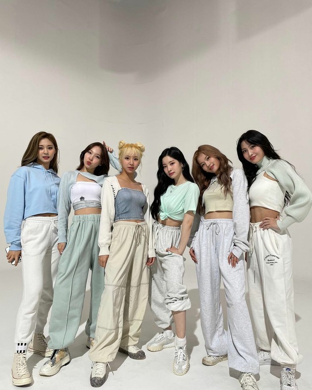 Twice ダヒョン 個性あふれるメンバーたちの練習着ファッションを公開 K Pop 韓国エンタメニュース 取材レポートならコレポ