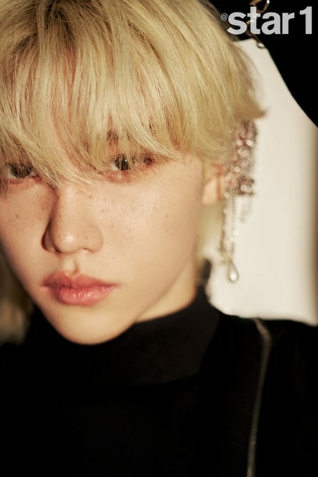 Stray Kids」フィリックス、単独グラビア公開…“「KINGDOM」のおかげで