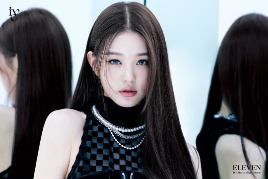 IVE」レイ＆ウォニョン、デビューシングル「ELEVEN」コンセプトフォト