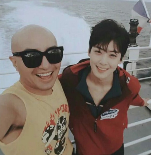 タレントホン・ソクチョン、チャウヌ(ASTRO)のかわいいデビュー当時の写真を公開!!…“今ではワールドスターになったウヌ” KPOP