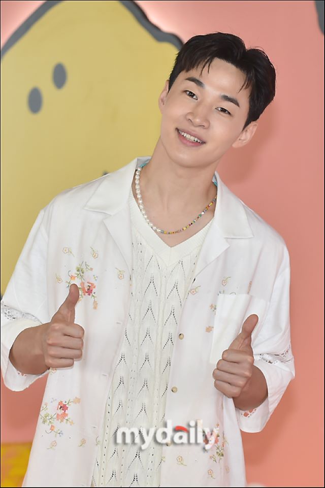 【全文】歌手ヘンリー(元SUPER JUNIORM)、“刃物で刺す”と家族まで脅迫…悪質ユーザーに告訴対応「善処なし」 KPOP、韓国