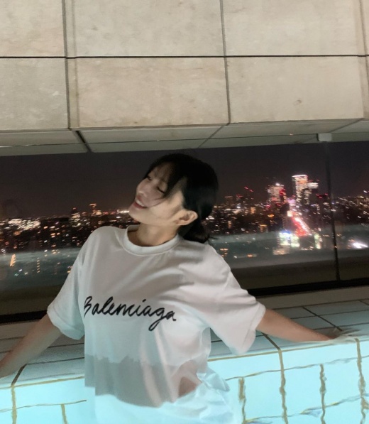 ぴきTWICE モモ ミナTシャツぴき TWICE OFFICIAL GOODS – JYP
