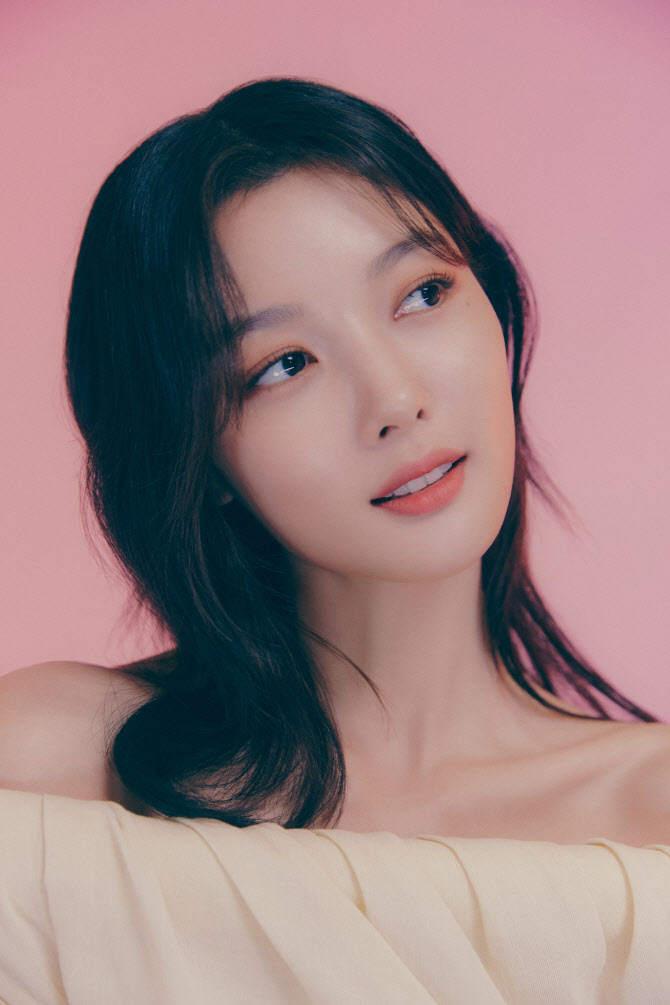 映画「20世紀のキミ」キム・ユジョン…「学生時代は恋よりも友情が大切