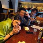 キム・ジェジュン、大阪の町を満喫…お酒に酔った姿もとってもイケメン（動画あり）