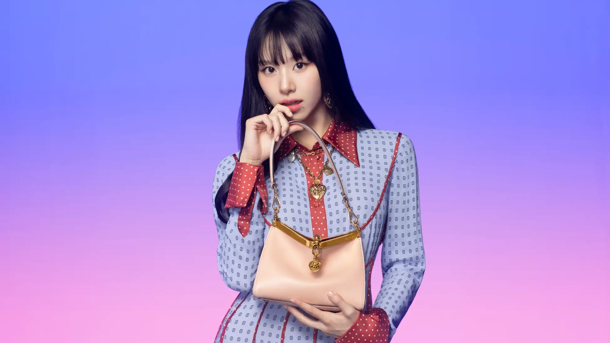 TWICE チェヨンがエトロ初のジャパンブランドアンバサダーに就任 | K