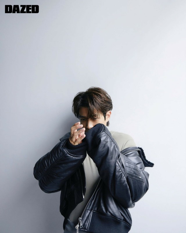 俳優チェ・ウシク、“デビュー12年”少年から脱却…男性美あふれる