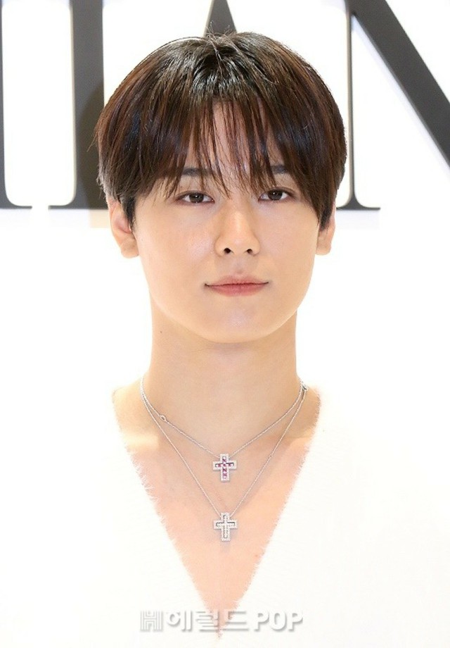 【フォト】「THE BOYZ」ジュヨン、ジュエリーブランドのポップアップストアオープンイベントに参加…思わず見とれるイケメンビジュアル K