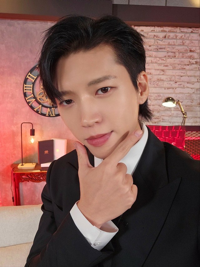 INFINITE ウヒョン ポラロイド INFINITE ウヒョン ポラロイド It's Megumi-chan! x Void Gaming