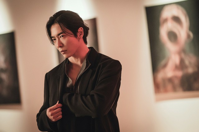 俳優キム・ジェウク、「もうすぐ死にます」のビハインドカット公開