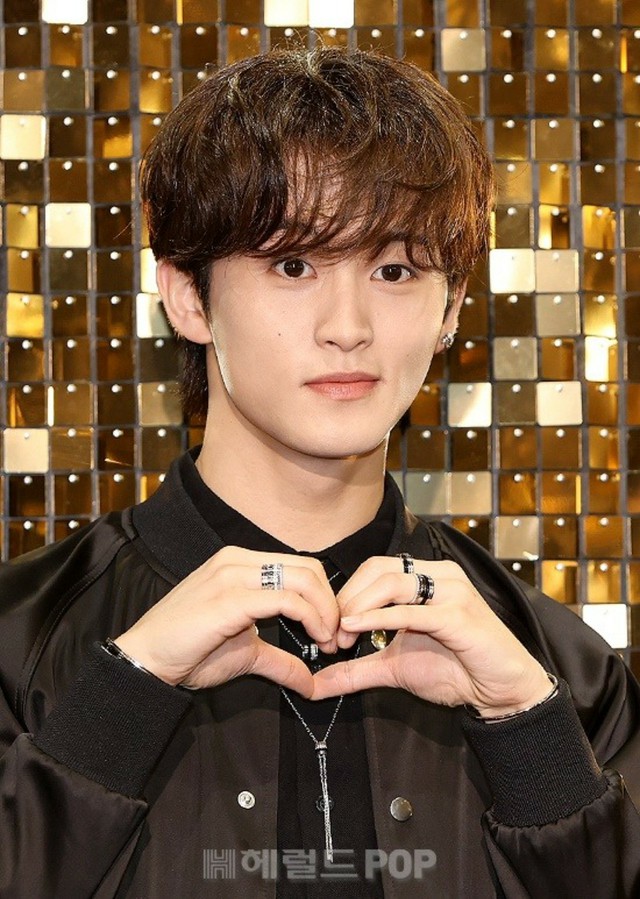 NCT マーク フォト】「NCT」マーク、ジュエリーブランドのイベントに参加…胸キュン