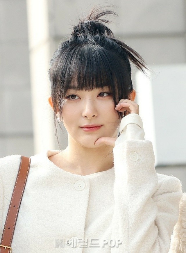Red Velvet」スルギ、きょう（13日）から初のフィルム写真展開催 | K
