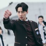 映画『勇敢な市民』炯眼で相手を突き刺す非正規教師を見事に力演シン・ヘソン 狂気な笑顔はまさに韓国版ジョーカー！巨悪生徒を怪演イ・ジュニョン 緊張感漂う場面写真＆キャラクタービジュアル解禁！!