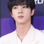 「BTS」JIN、 ニューアルバム「Happy」発売記念ポップアップ開催…オフラインで感じる“幸せへの道”