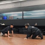 ジェジュン＆ジュンス「JX」、真剣な姿でコンサートに対する期待アップ…ダンスの練習前にウォーミングアップ