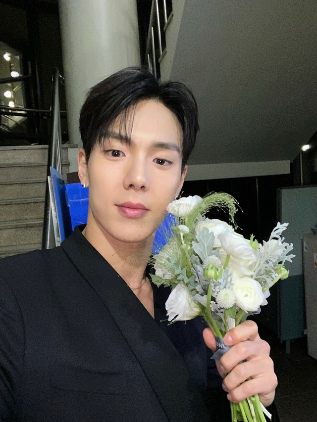 MONSTA X」ショヌ、「老舗記」で「NCT」ジョンウと共に初出演で「KBS