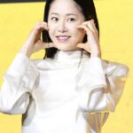 女優コ・ヒョンジョン、非常戒厳批判声明に「花火」で支持