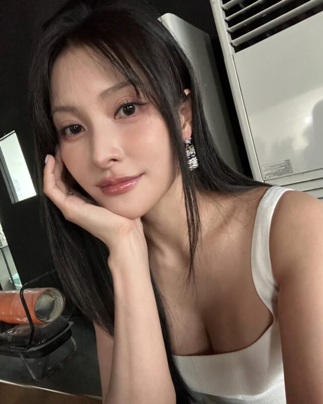 KARA」パク・ギュリ、清純な美貌と健康美…まさに女神（動画あり） | K