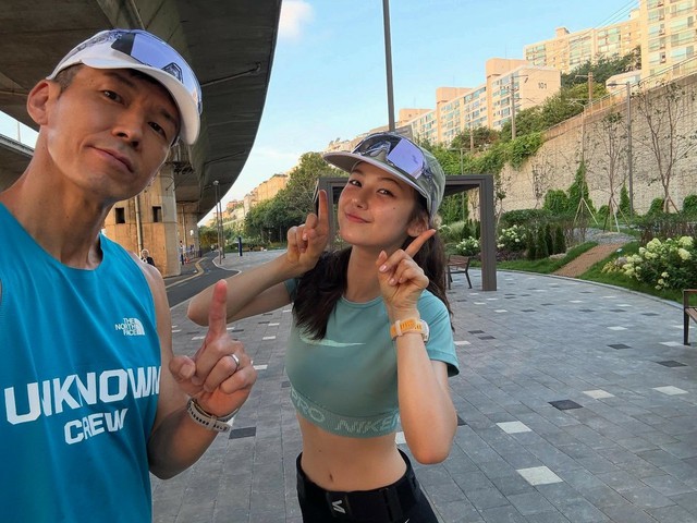 NewJeans」ダニエル、「活動休止」でも初の10kmランニング大会出場へ