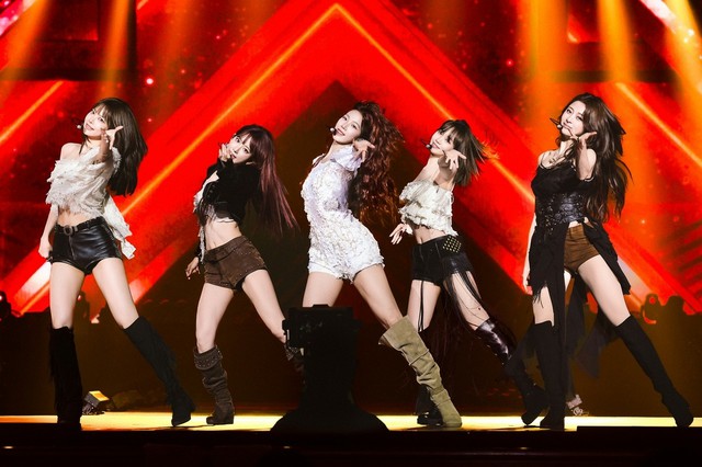 K-POP・アジア Le Sserafim K-POP・アジア Le Sserafim LE SSERAFIM Members Profile