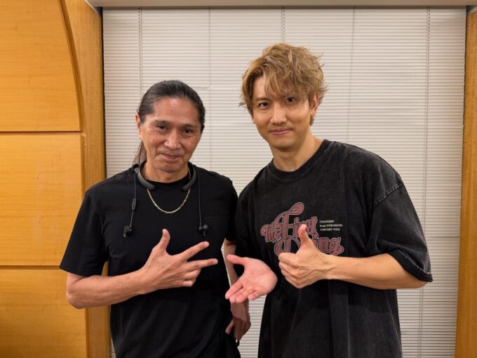 激レア★東方神起★非売品＊韓国SMART＊特大 店舗宣伝タペストリー 東方神起、SMと再契約を締結…2004年に韓国デビュー（公式） - Kstyle