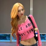 「Red Velvet」ジョイ、まるで生きている“バービー人形”
