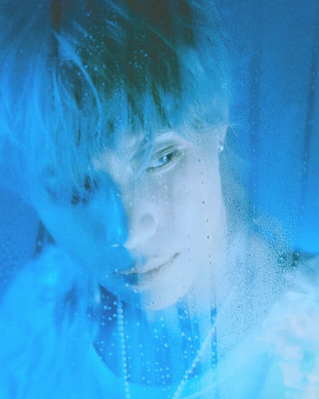 SHINee」テミン、新曲「Veil」のコンセプトフォト“WET”バージョン公開